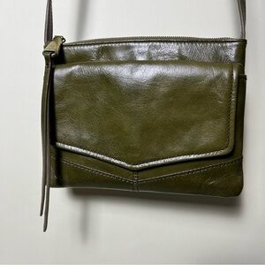 Hobo International Crossbody Olive Green Small Minimalist Leather Organizer EUC